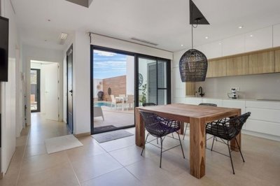 1447-662605-78d1f4f8b6655591b02d22fabb36a692d