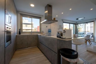 1447-662606-78d1f4f8b6655591b02d22fabb36a692d