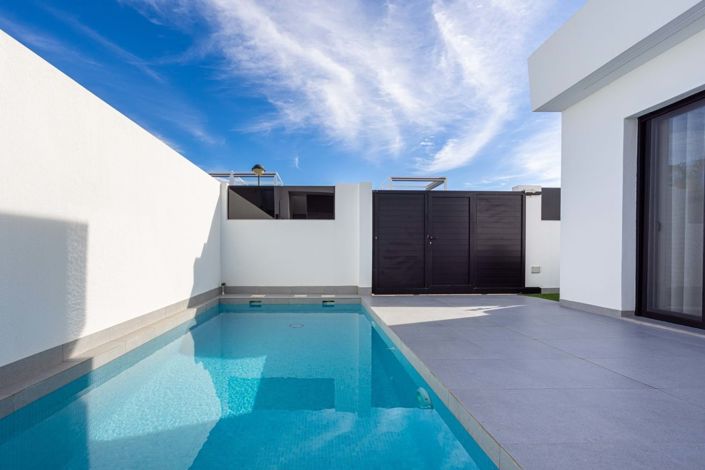 Image No.33-3 Bed Villa for sale