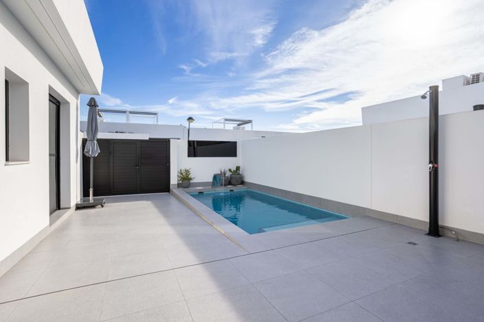 Image No.35-3 Bed Villa for sale