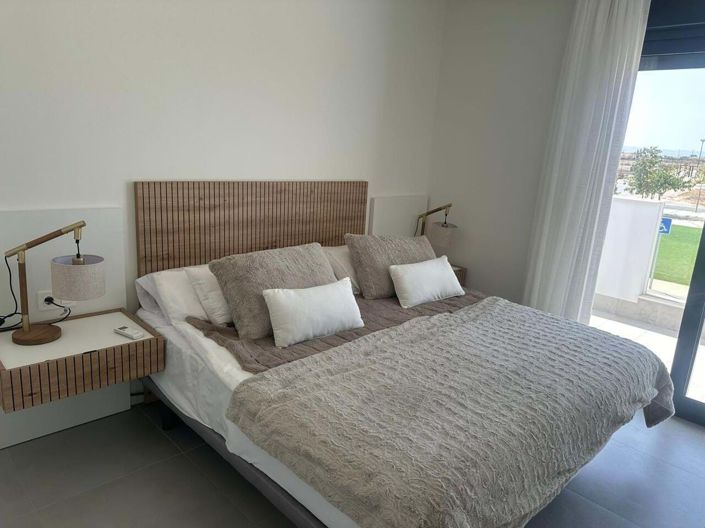 Image No.19-3 Bed Villa for sale