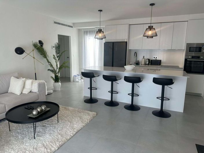 Image No.5-3 Bed Villa for sale