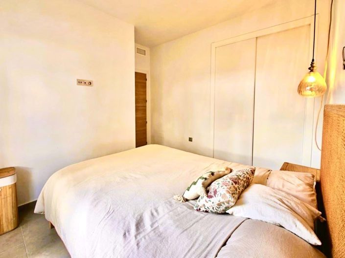 Image No.13-3 Bed Apartment for sale