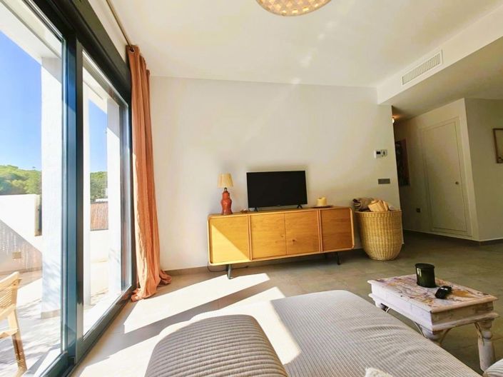 Image No.16-3 Bed Apartment for sale