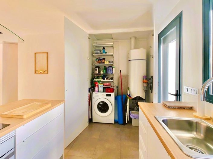 Image No.21-3 Bed Apartment for sale