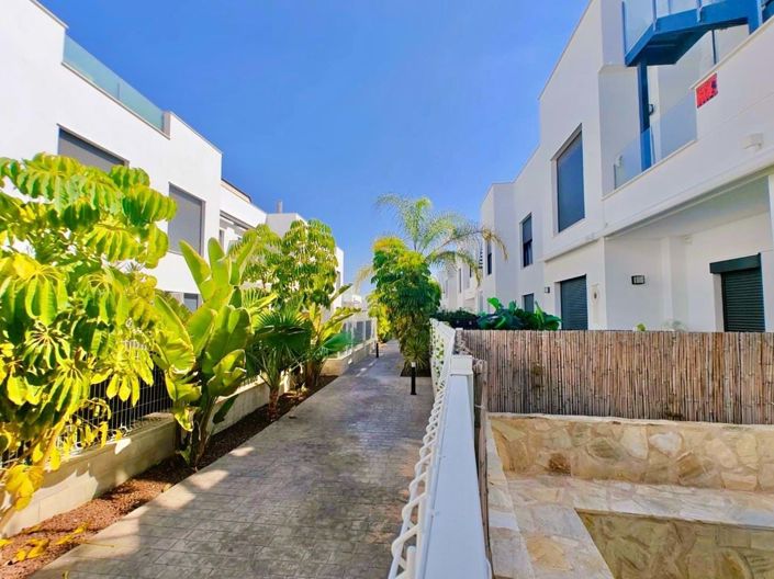 Image No.32-3 Bed Apartment for sale