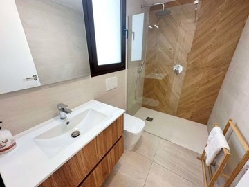 1447-662608-78d1f4f8b6655591b02d22fabb36a692d