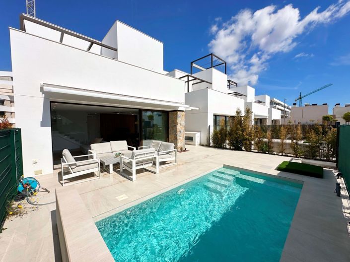 Image No.24-3 Bed Villa for sale