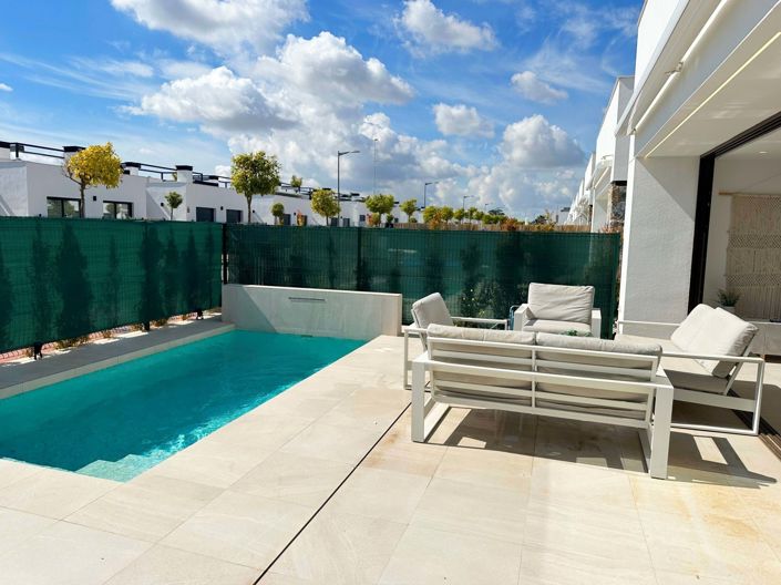 Image No.26-3 Bed Villa for sale