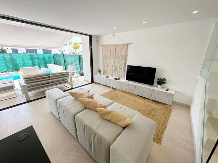 Image No.6-3 Bed Villa for sale