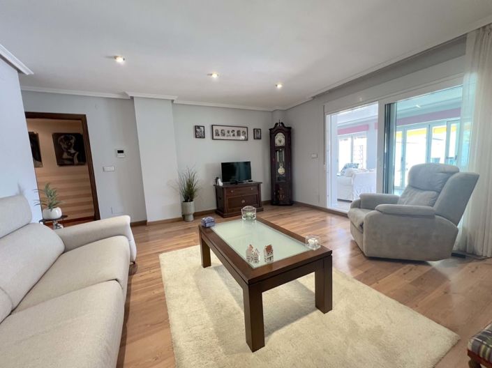 Image No.13-6 Bed Villa for sale