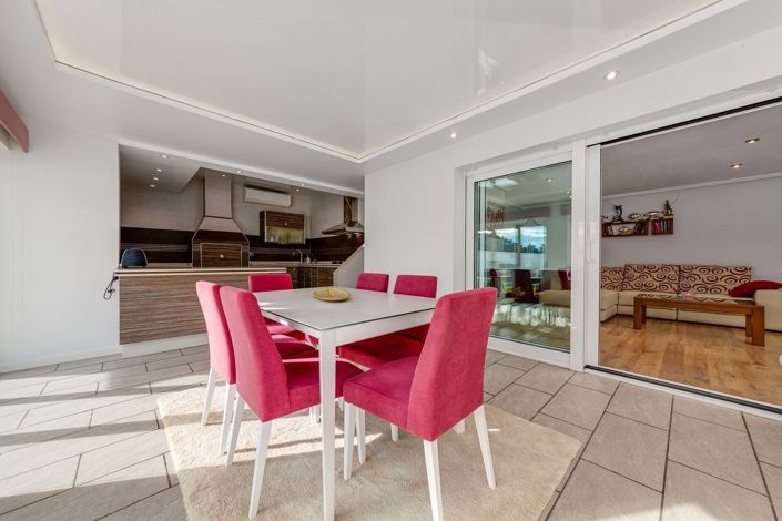 Image No.4-6 Bed Villa for sale