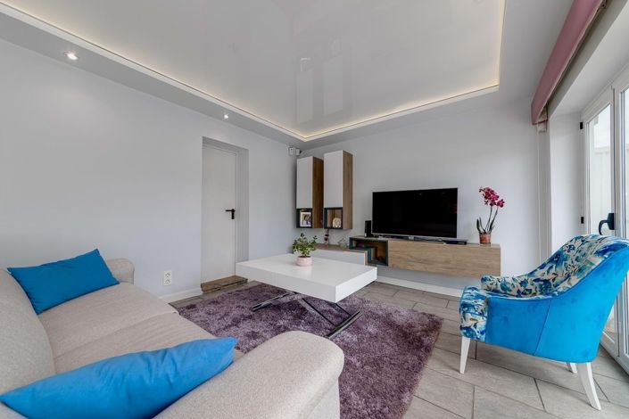 Image No.8-6 Bed Villa for sale