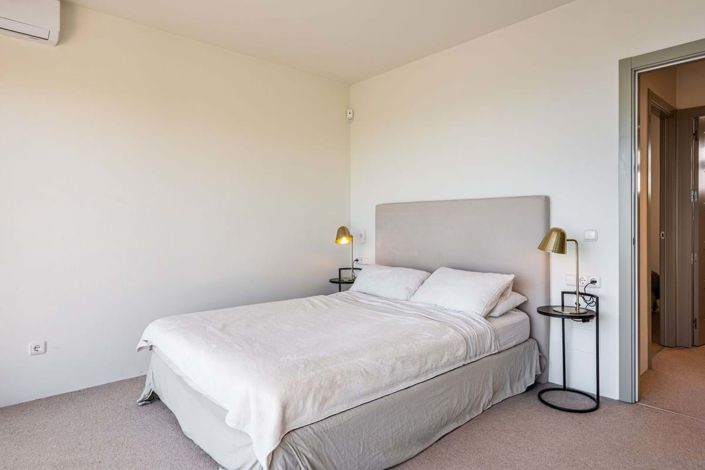 Image No.22-2 Bed Townhouse for sale