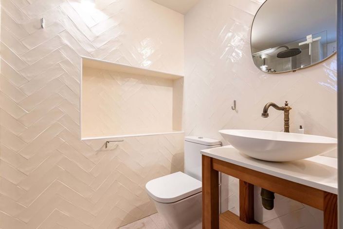 Image No.34-2 Bed Townhouse for sale