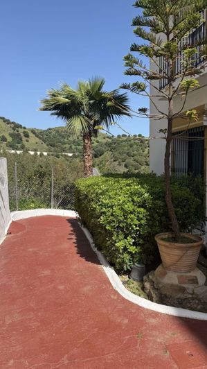 Image No.12-3 Bed Apartment for sale