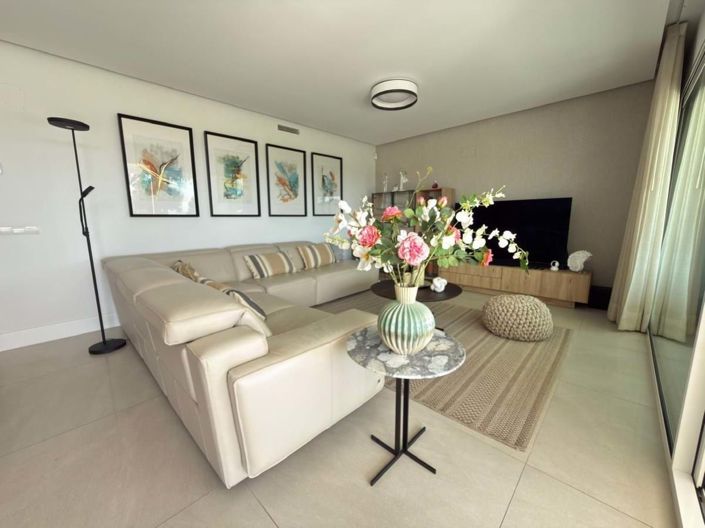Image No.19-3 Bed Apartment for sale