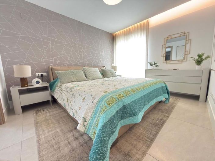 Image No.2-3 Bed Apartment for sale