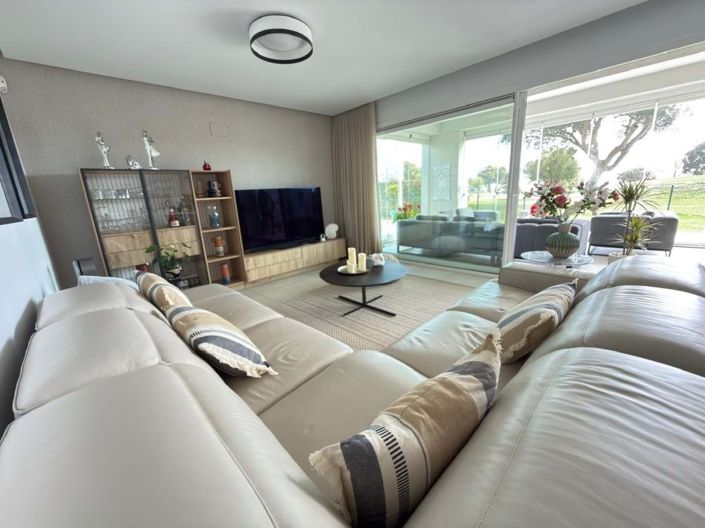 Image No.32-3 Bed Apartment for sale