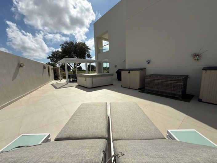 Image No.52-3 Bed Apartment for sale