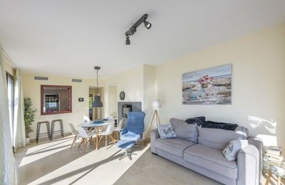 1447-662597-78d1f4f8b6655591b02d22fabb36a692d