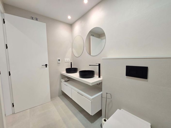 Image No.19-2 Bed Apartment for sale