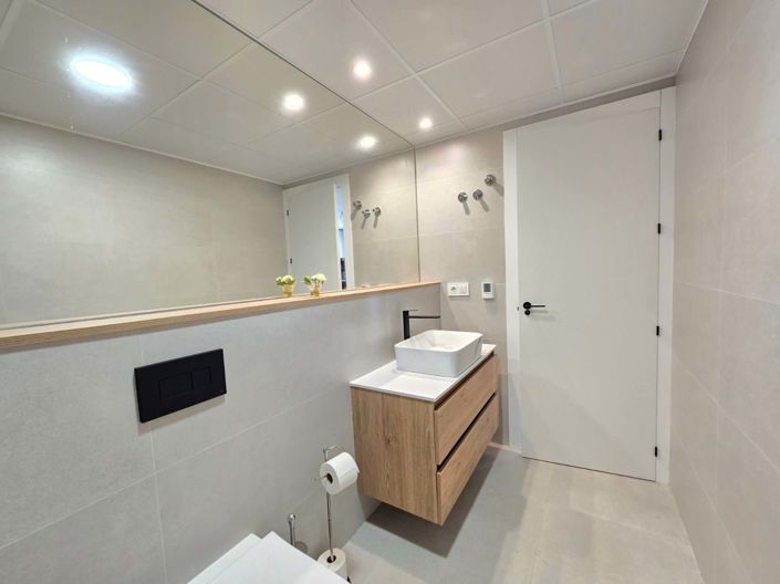 Image No.24-2 Bed Apartment for sale