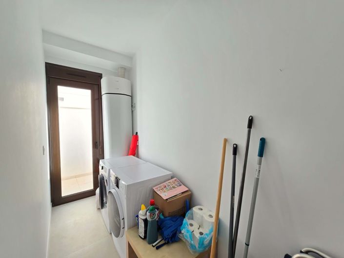 Image No.25-2 Bed Apartment for sale