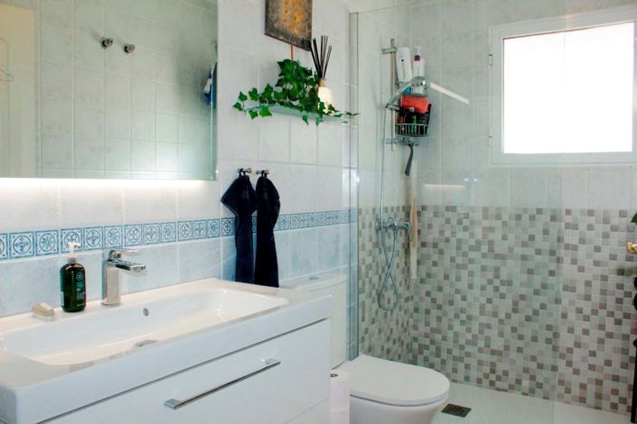 Image No.17-3 Bed Villa for sale