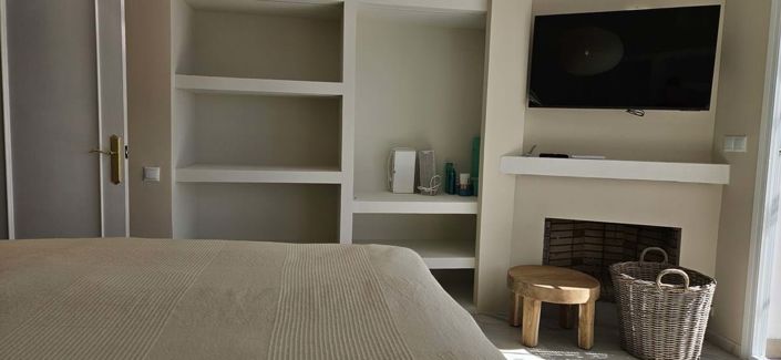 Image No.23-2 Bed Townhouse for sale