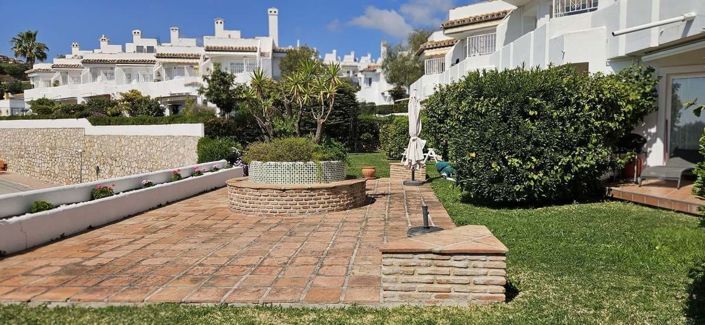 Image No.45-2 Bed Townhouse for sale