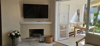 1447-662796-78d1f4f8b6655591b02d22fabb36a692d