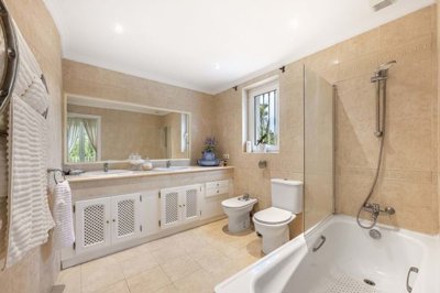 1447-662757-78d1f4f8b6655591b02d22fabb36a692d