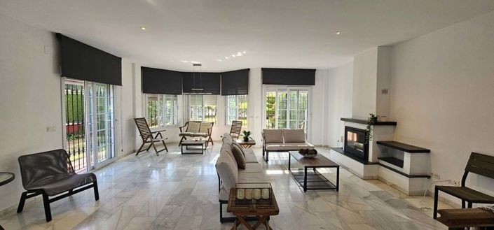 Image No.4-Villa de 4 chambres à vendre à Alhaurín el Grande