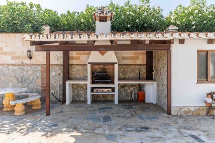 Image No.10-4 Bed Villa for sale