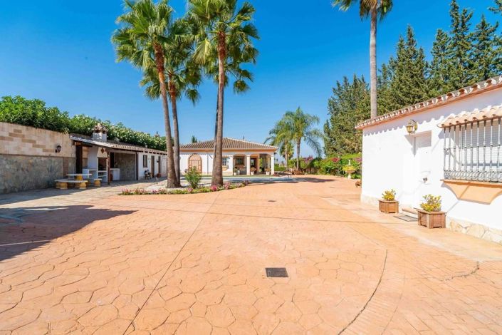 Image No.20-4 Bed Villa for sale