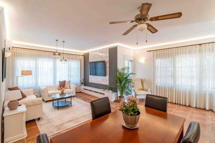 Image No.30-4 Bed Villa for sale