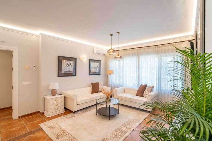 Image No.32-4 Bed Villa for sale