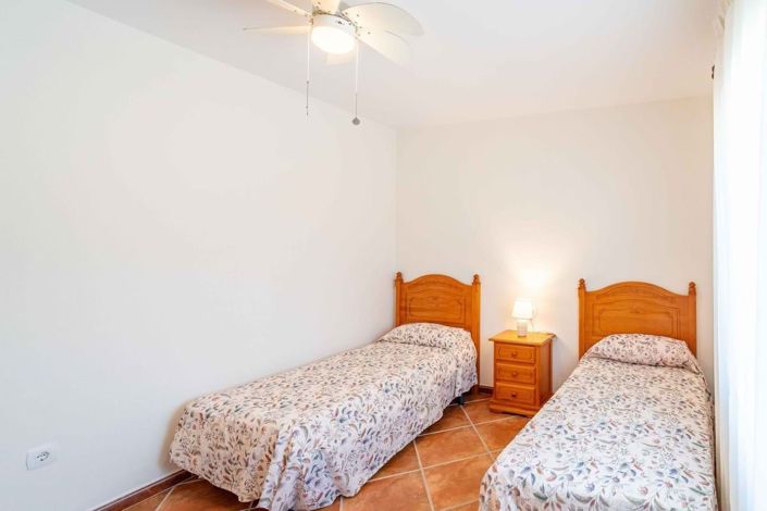 Image No.38-4 Bed Villa for sale