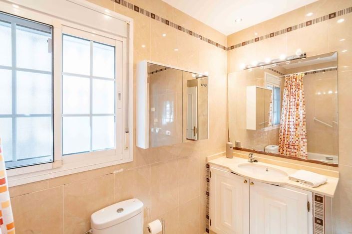 Image No.46-4 Bed Villa for sale