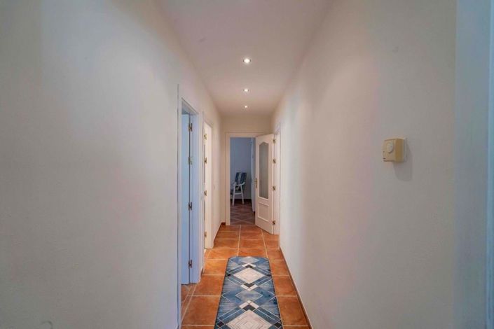 Image No.47-4 Bed Villa for sale