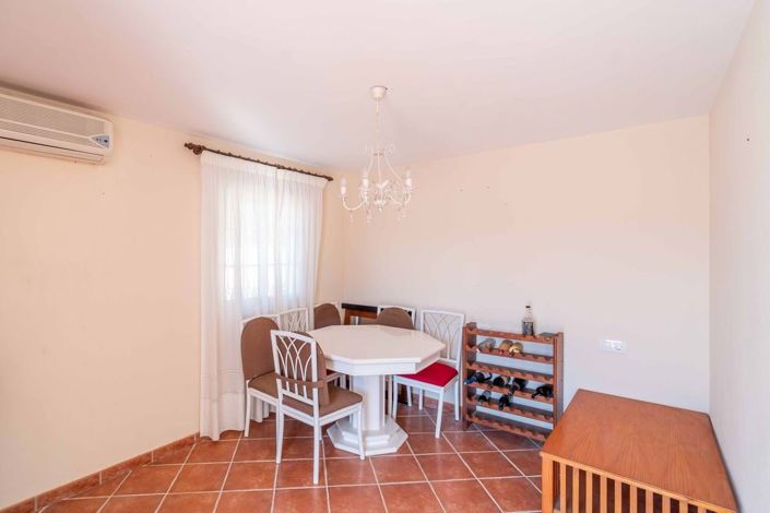 Image No.49-4 Bed Villa for sale