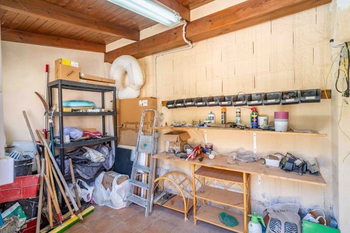 Image No.57-4 Bed Villa for sale