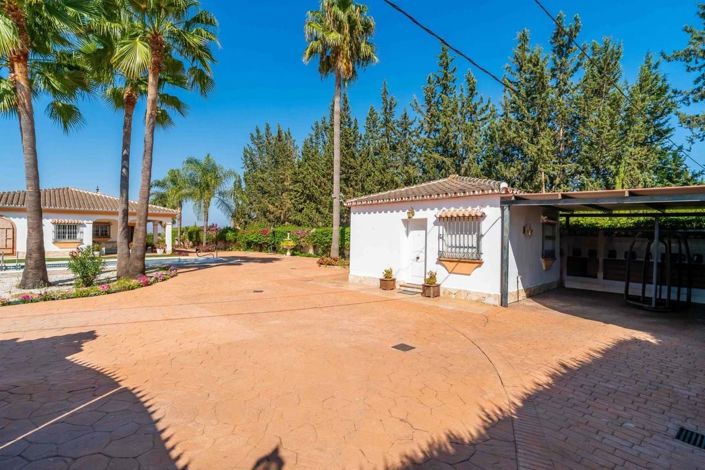 Image No.9-4 Bed Villa for sale