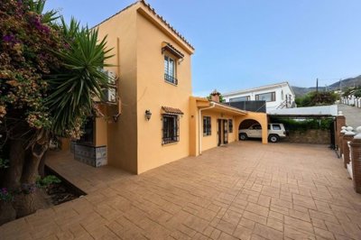 1447-662984-78d1f4f8b6655591b02d22fabb36a692d