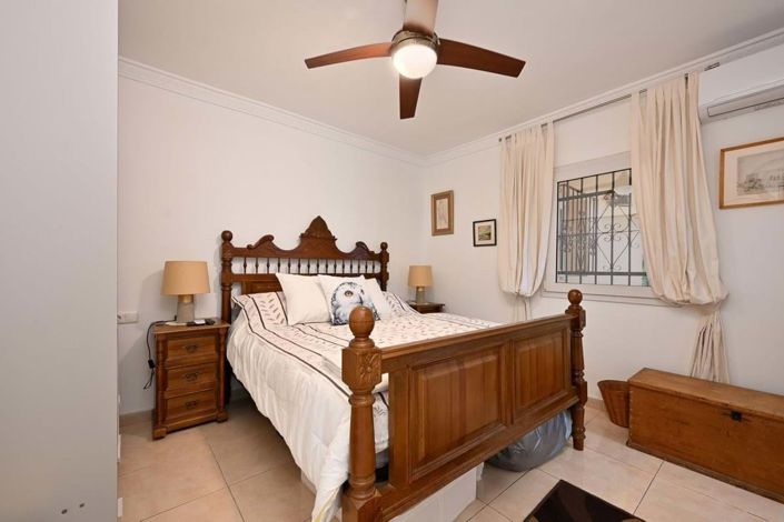 Image No.6-4 Bed Villa for sale