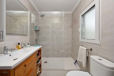 1447-662984-78d1f4f8b6655591b02d22fabb36a692d