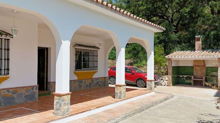 Image No.12-3 Bed Villa for sale