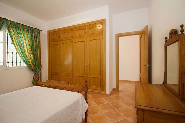 Image No.20-3 Bed Villa for sale