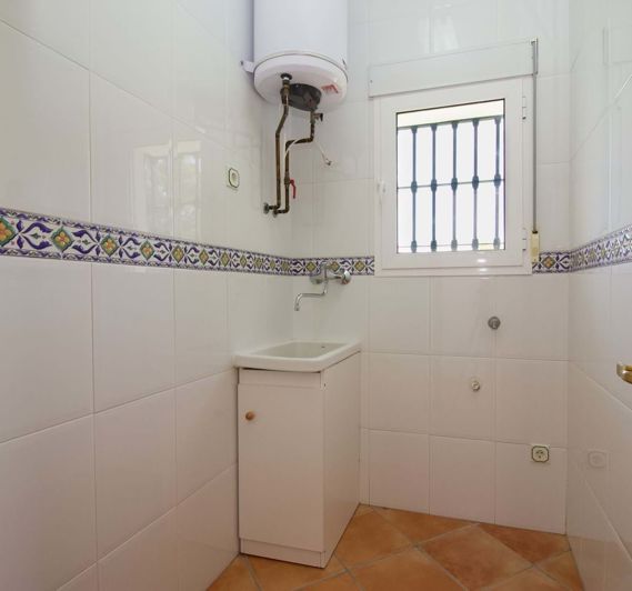 Image No.35-3 Bed Villa for sale